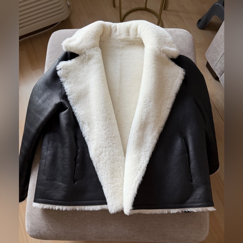 🖤 AllSaints Genuine Shearling Jacket – Size L